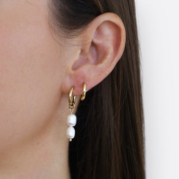 Laura Baroque Pearl Earrings