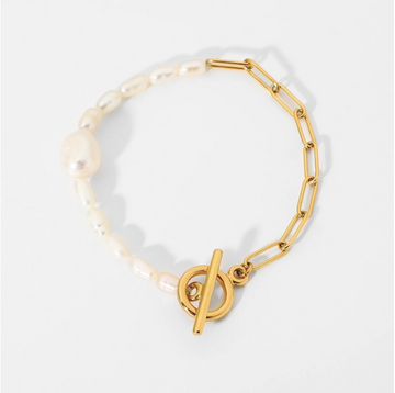 Lucy Baroque Pearl Bracelet