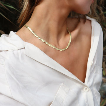 Alexis Twisted Herringbone Necklace